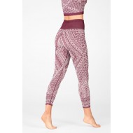 High-Waisted Seamless Lace Capri Burgundy/Sand