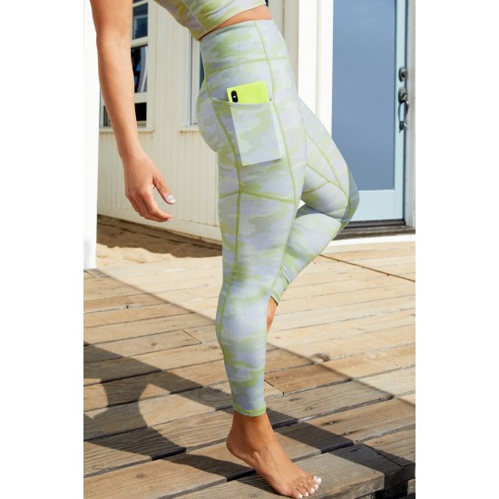 Motion365 High-Waisted 7/8 Yoga Legging Grey Pin Dot Camo
