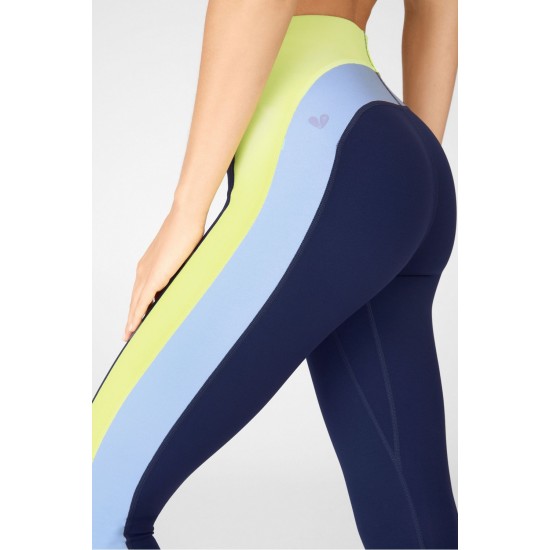 Trinity Motion365® Mid-Rise 7/8 Legging