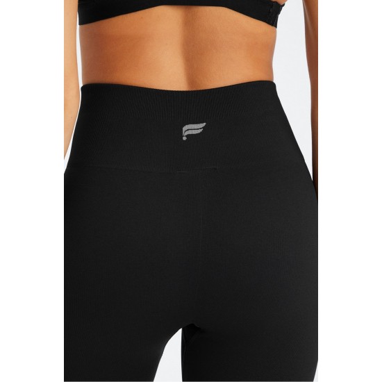 Sync Seamless High-Waisted 7/8 Yoga Legging Black