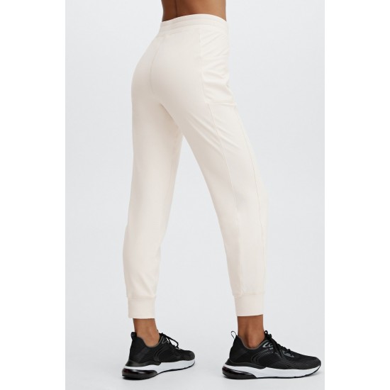 ThermaFlex High-Waisted Pocket Yoga Jogger Oats