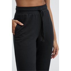 Go-To Tapered Yoga Jogger Black